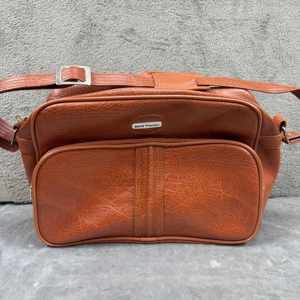 World Traveler Shoulder Bag Unisex OS Brown Excellent Vintage Retro Flight Bag